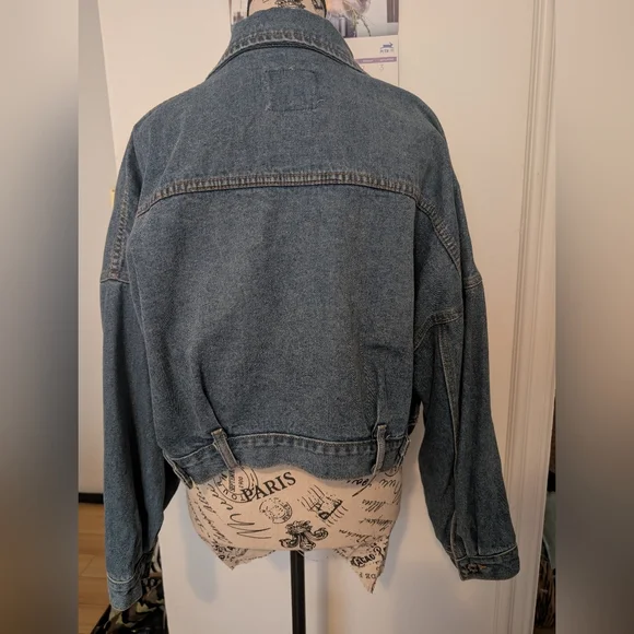 Denim Cropped Jacket - Picture 3 of 4